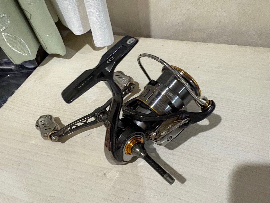 ダイワ 21ルビアス エアリティ FC LT2500S カスタム 美品 - メルカリ