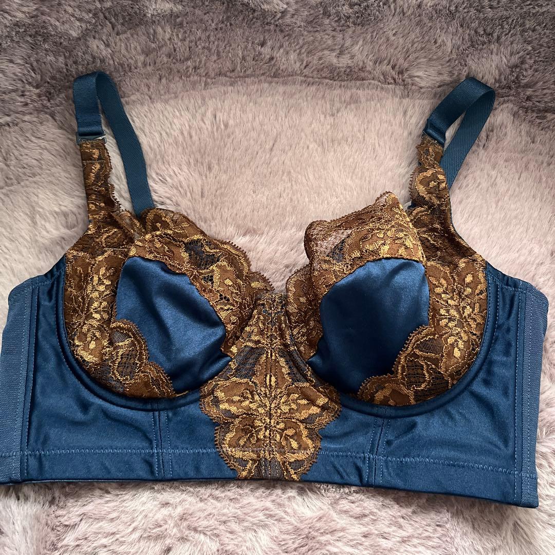 グラントイーワンズ ララグラント - メルカリ