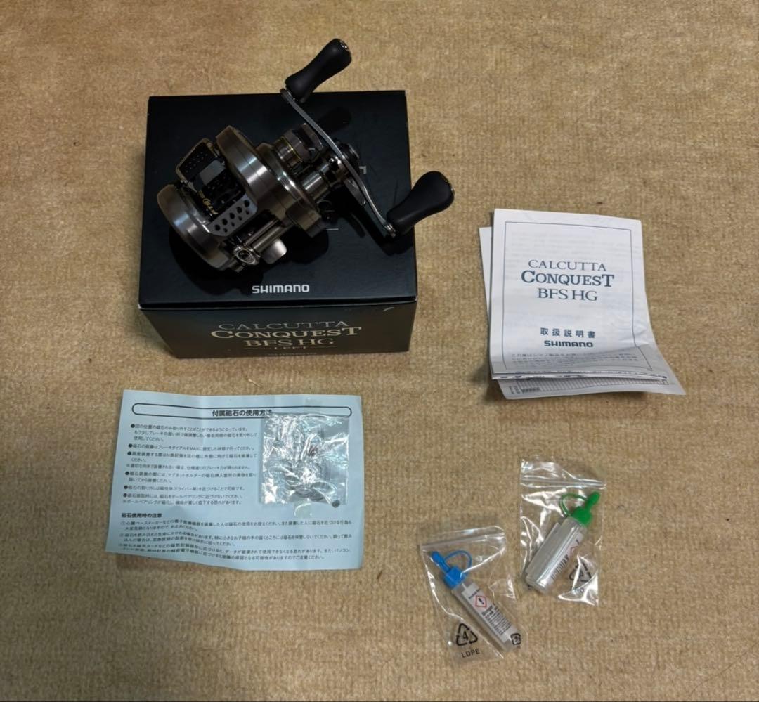 極美品】シマノ カルカッタコンクエストBFS HG 左ハンドル - メルカリ