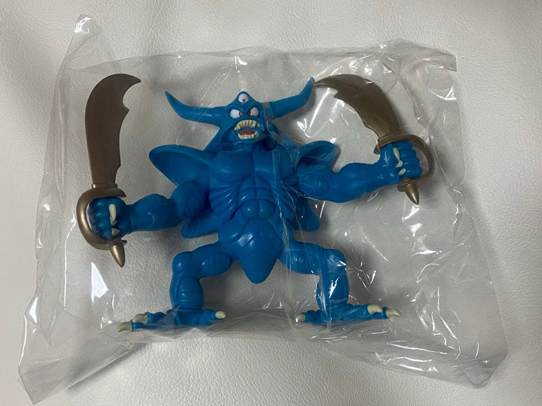 ドラゴンクエスト ふくびき さいごの一枚で賞 エスターク 青 フィギュア