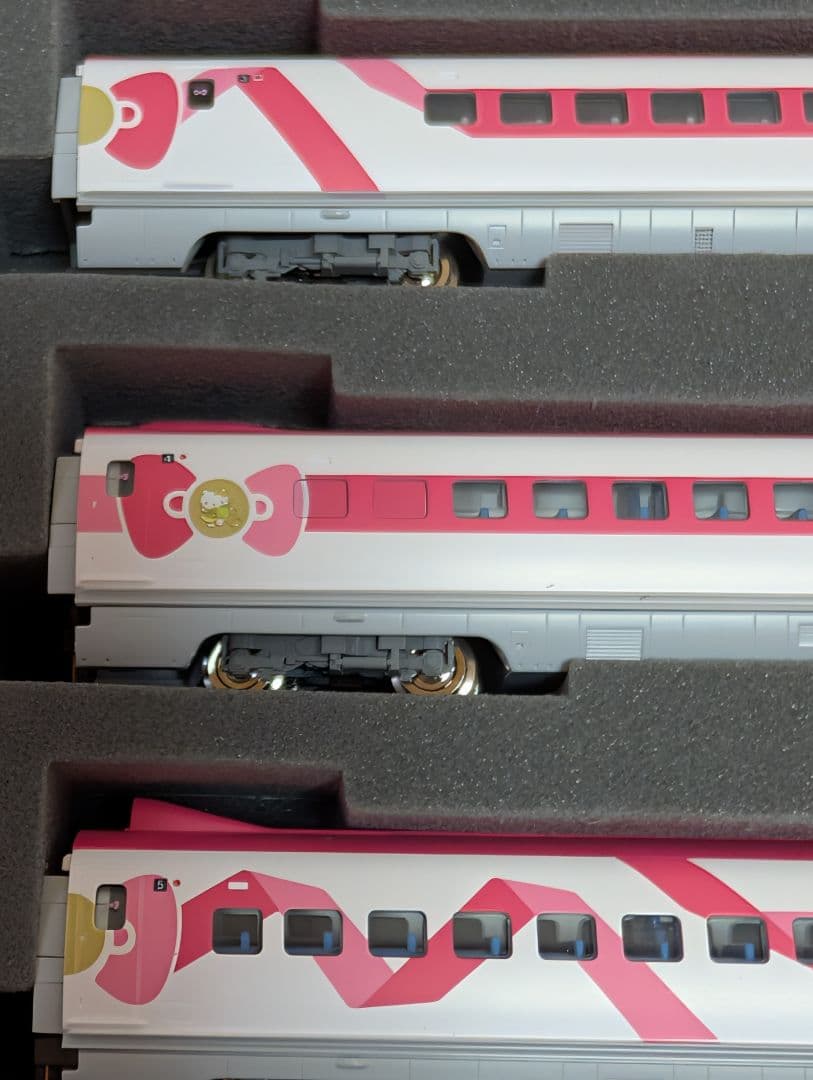 TOMIX 98662 ハローキティ 新幹線　8両セット