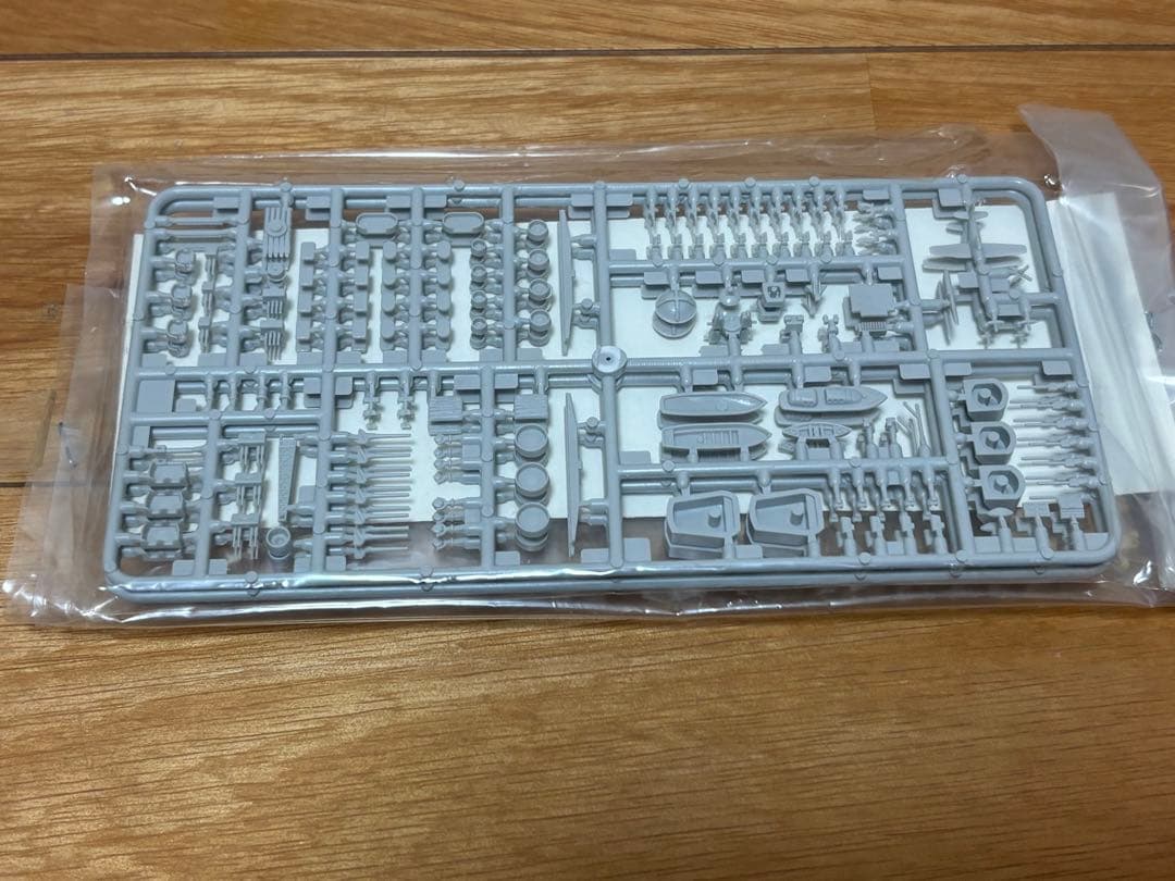 1/700 アメリカ海軍 護衛航空母艦 CVE-105 コメンスメント・ベイ