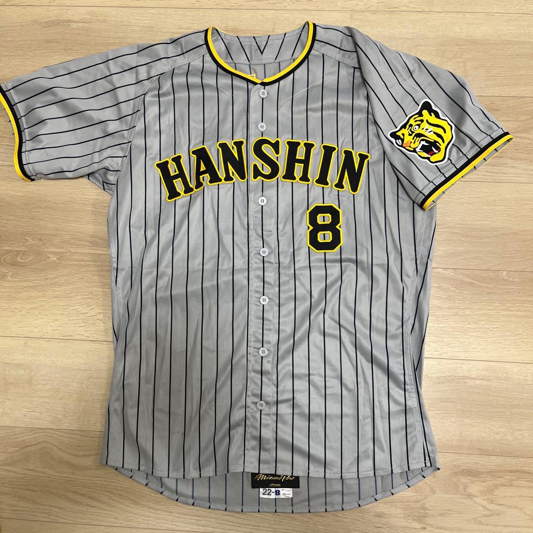 阪神タイガース 佐藤輝明 ビジターユニフォーム オーセンティック