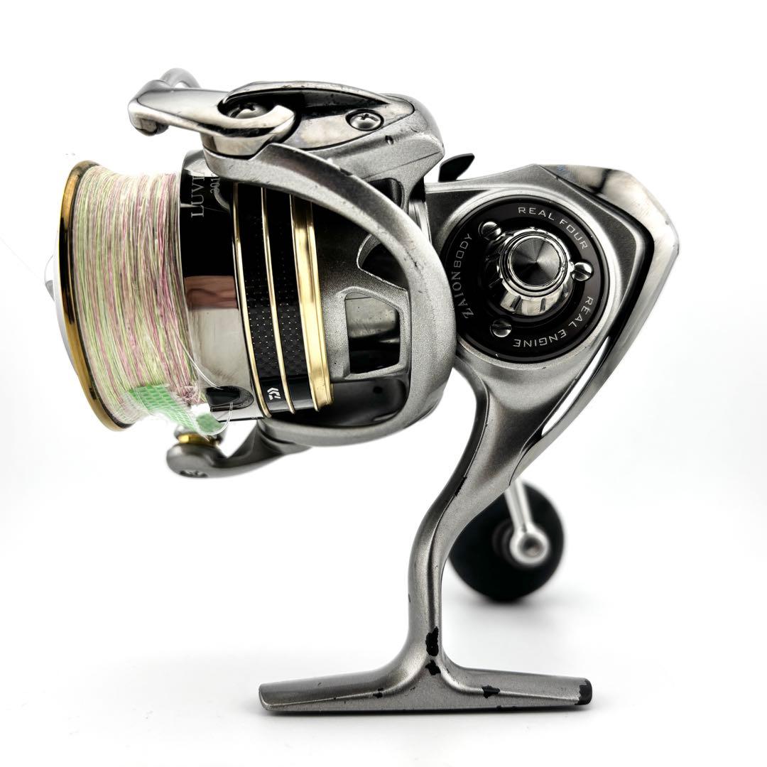 Daiwa ダイワ 12 LUVIAS 3012 ルビアス DAIWA ダイワ 12 ルビアス 3012 055975 スピニングリール - 中古釣り