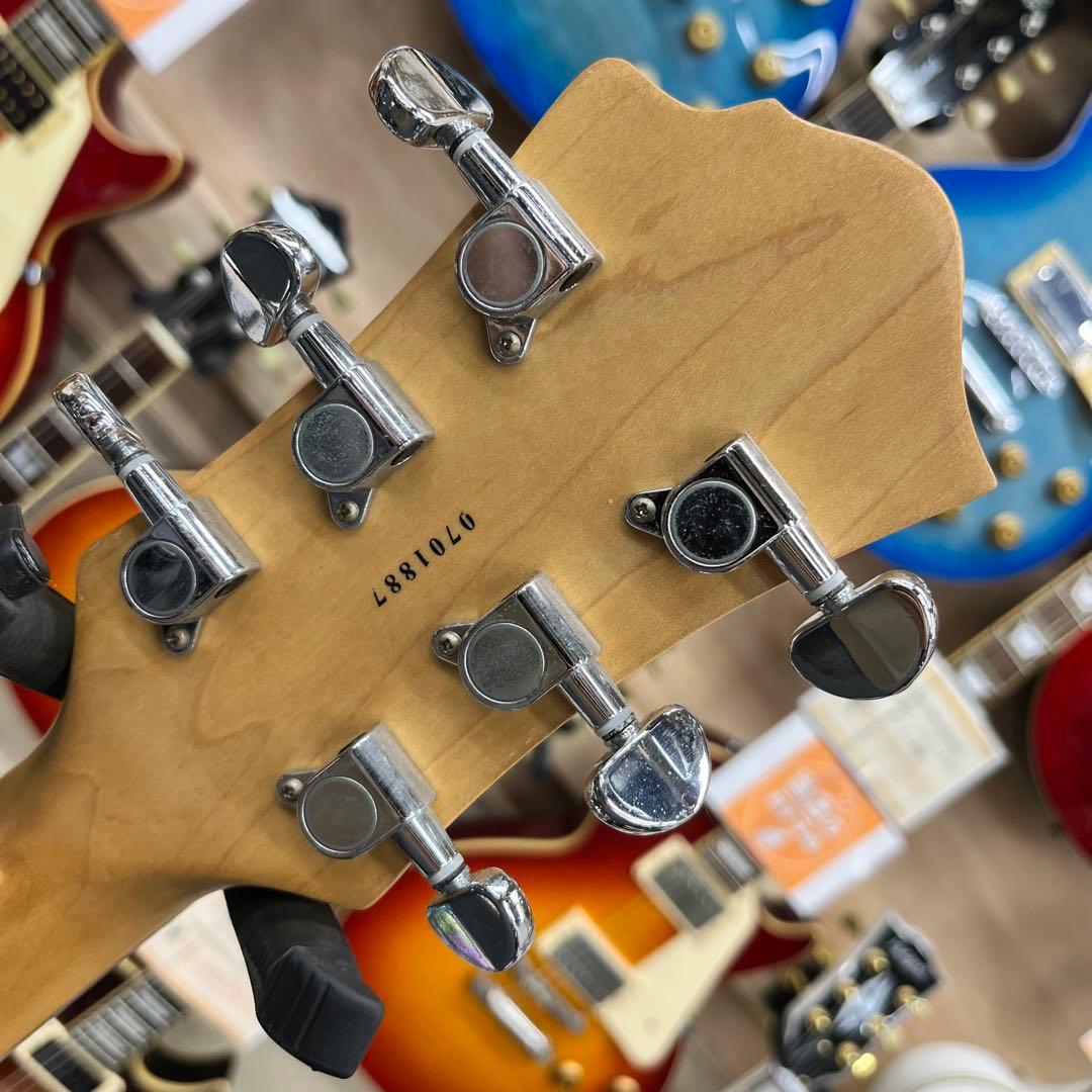 【11633】B.C.Rich Mockingbird ホワイト ロック式