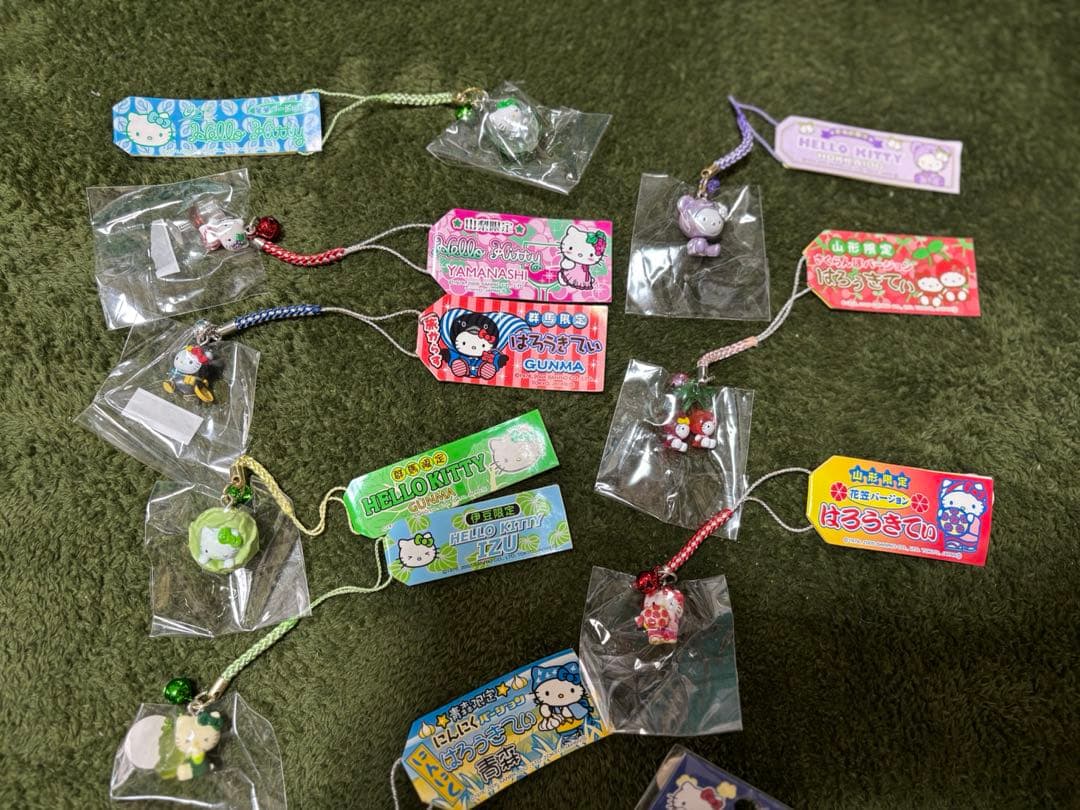 ご当地キティ 根付け チャーム 未使用 32個 2000年代 キティストラップ