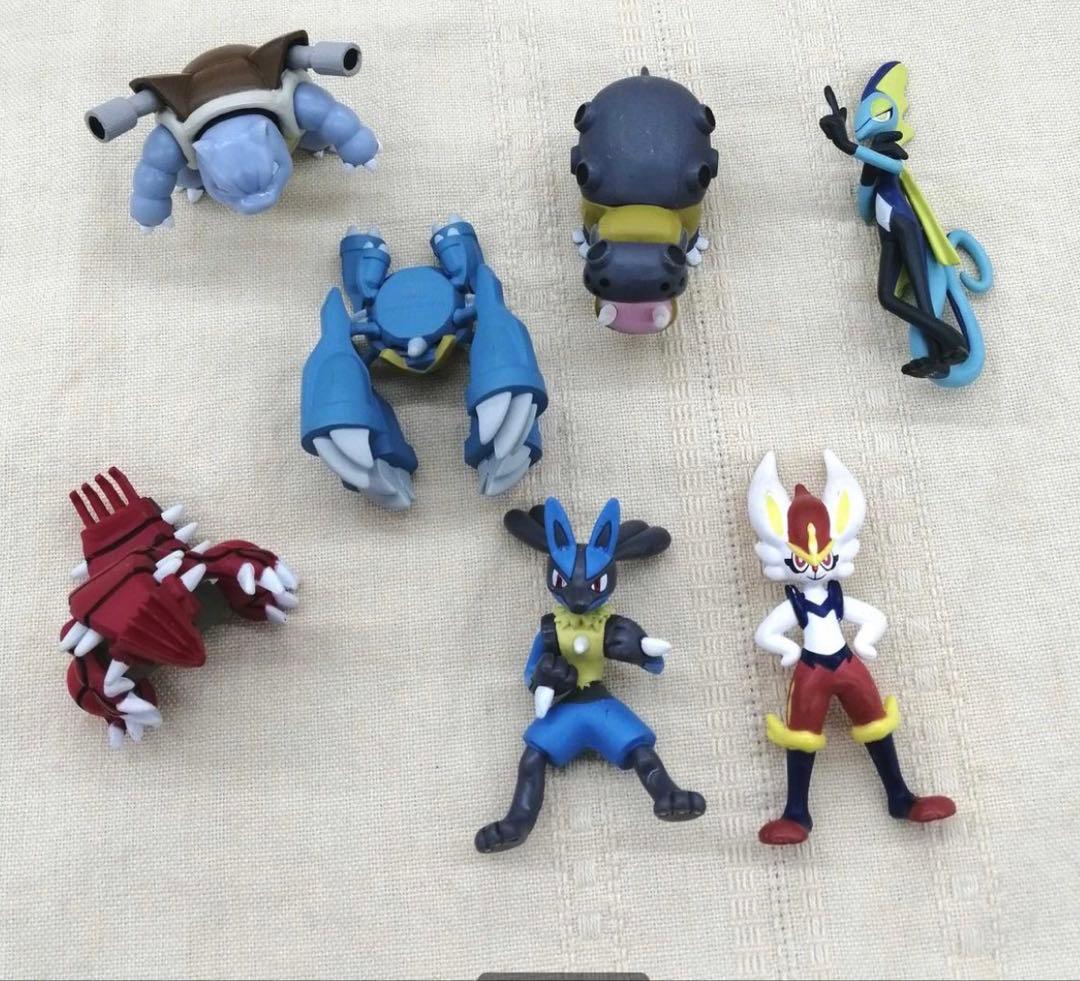ポケットモンスター　ポケモン　フィギュア　人形　レトロ３０種以上