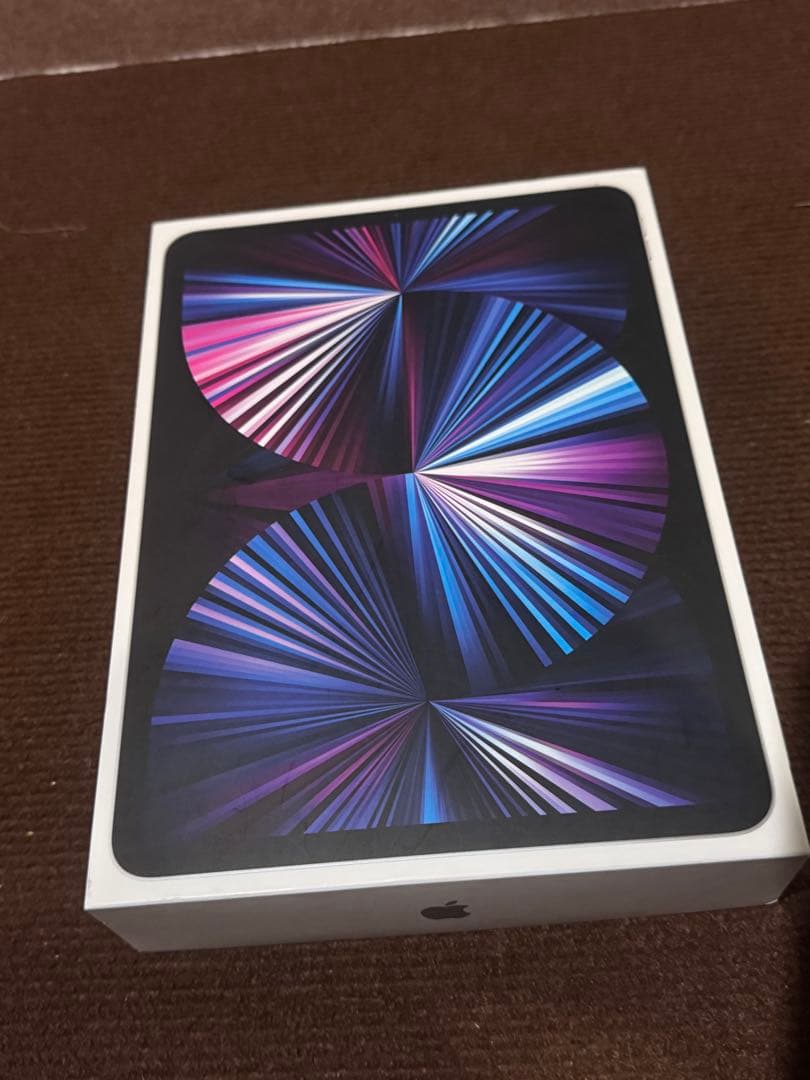 Apple iPad Pro 11インチ　第3世代　シルバー 本体のみ Amazon.co.jp: 【整備済み品】 Apple iPad Pro 11インチ (第 3 世代