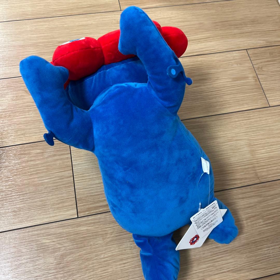 ミャクミャク　まとめ売り　ネックピロー　なりきりクッション　ぬいぐるみ