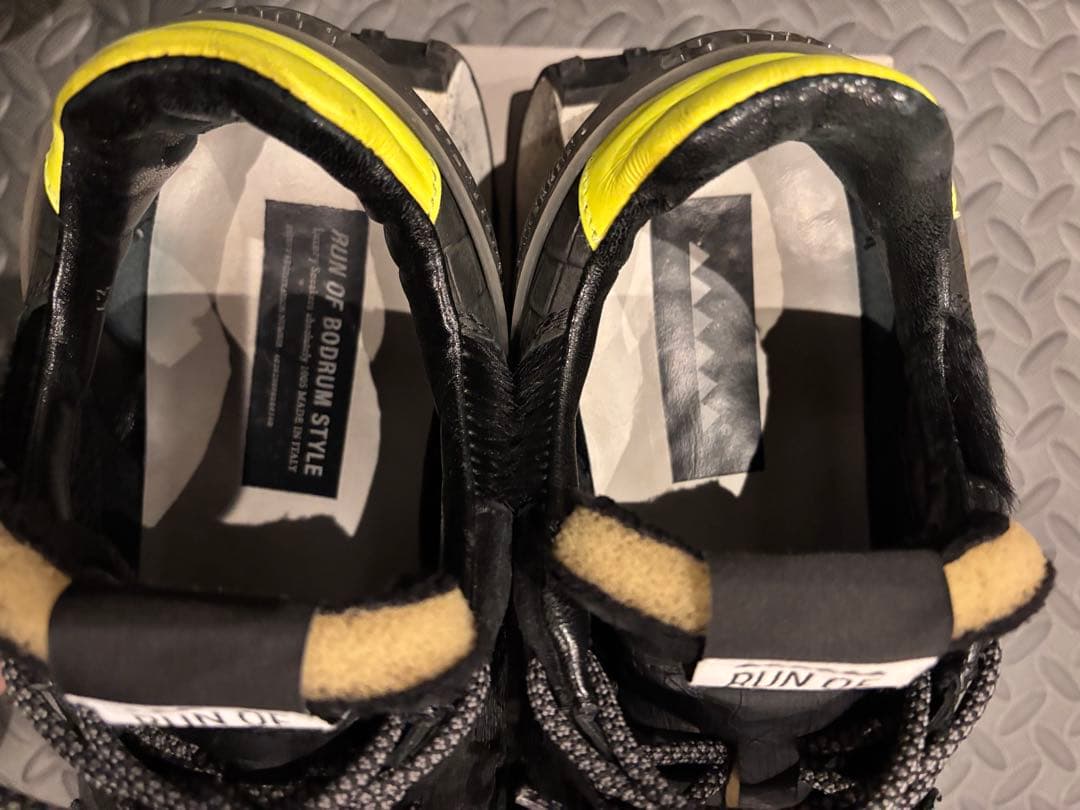 K*様 RUN OF BLACK MAMBA サイズ43 イタリアハイブランドス - メルカリ