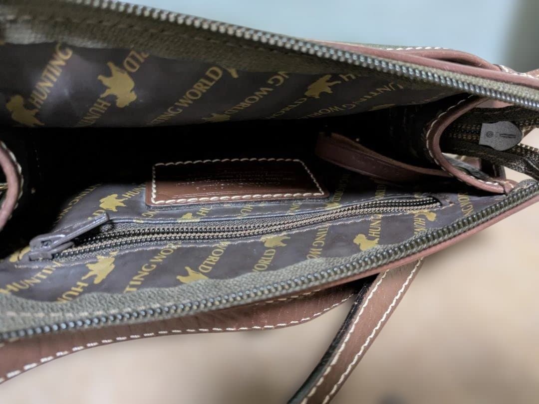 HUNTING WORLD ショルダーバッグ オリーブグリーン - メルカリ