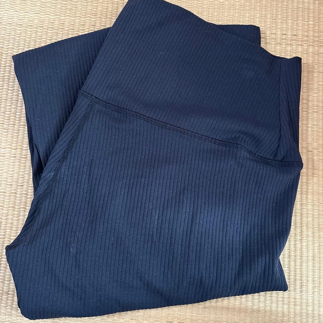 SUKALA】ショートクロスキャミソール＆レギンスセットアップ Mサイズ