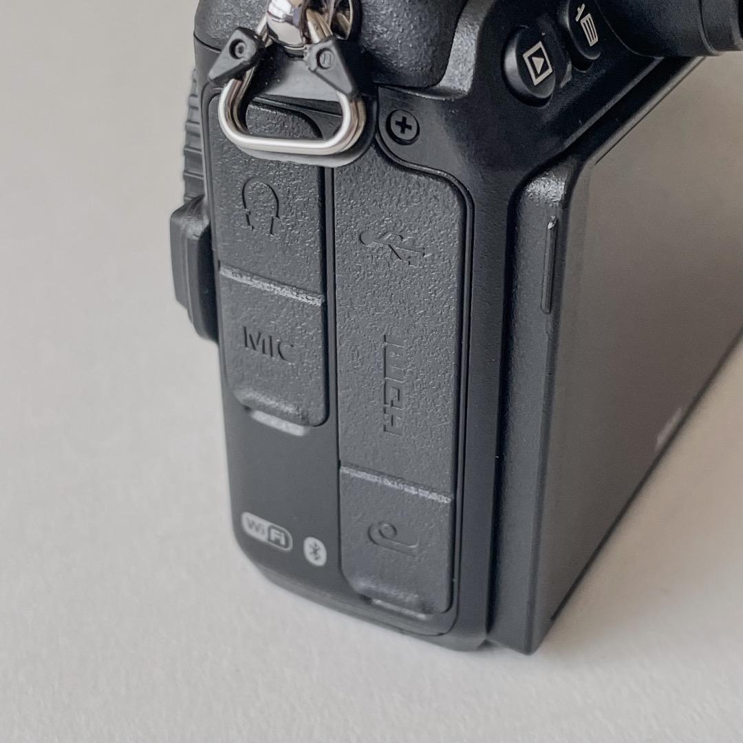 ニコン Nikon Z5 ミラーレスカメラ ボディ シャッター6,183回 - メルカリ