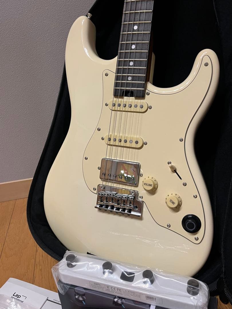 Mooer GTRS エレキギター