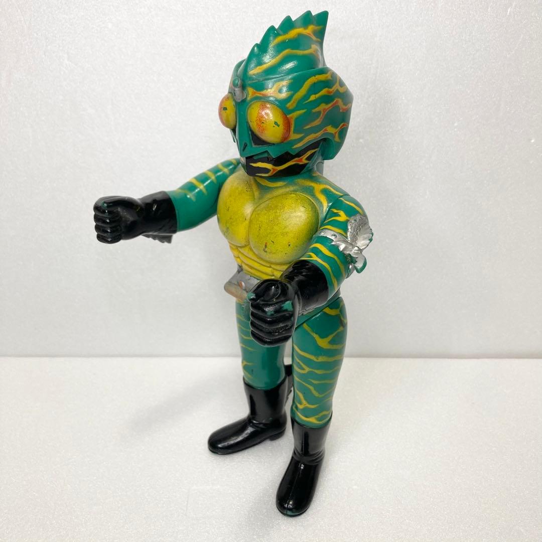 入手困難　激レア　旧バンダイ　仮面ライダー　アマゾン　ソフビ