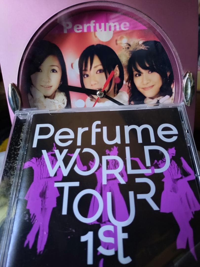 超激レア✨Perfume♦デザイン掛け時計✨オマケ付き✨ツアーDVD＆電池✨