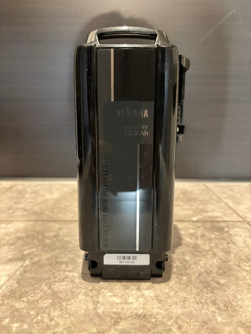 YAMAHA(ヤマハ)リチウムイオンバッテリー12.3Ah Black(極美品) - メルカリ