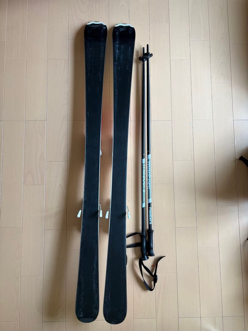 HEADスキー板137㌢ Rossi靴23.5 ストック100㌢のセット - メルカリ
