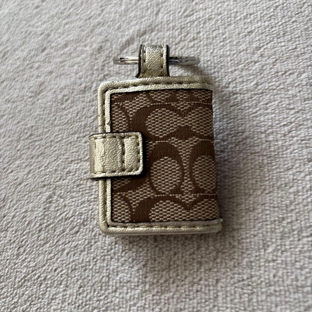 COACH レザーキーホルダー 写真入れ 手帳型