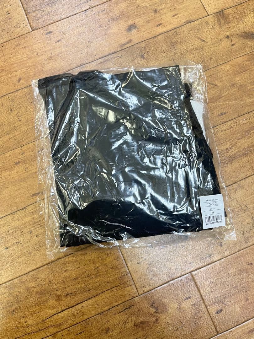 新品•未使用 】SUKALAユーティリティフレアレギンス 黒 M