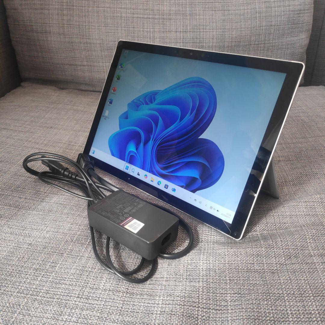 《Surface Pro7》Core i5／メモリ8GB／SSD256GB