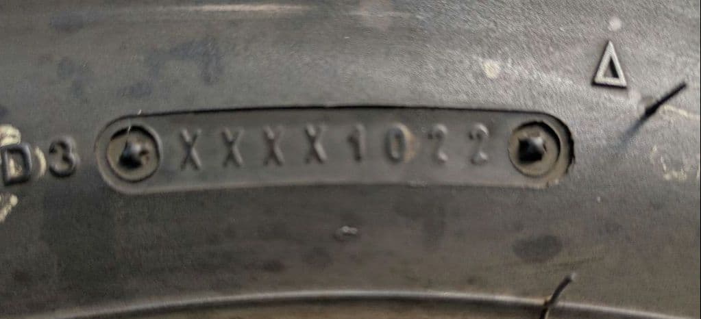 リトルカブAA01 純正リアホイール タイヤ、ホイールカバー付き