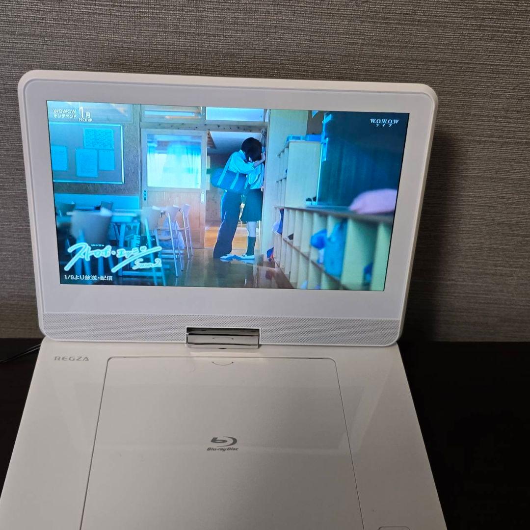 ヨシ様専用本日限定値下げTOSHIBA REGZA レグザポータブルプレーヤー