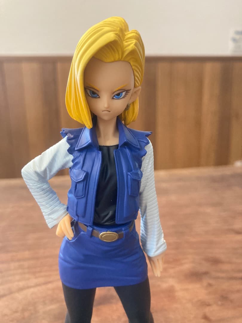 ドラゴンボール DX組立式ぴちぴちギャルフィギュア3 人造人間18号