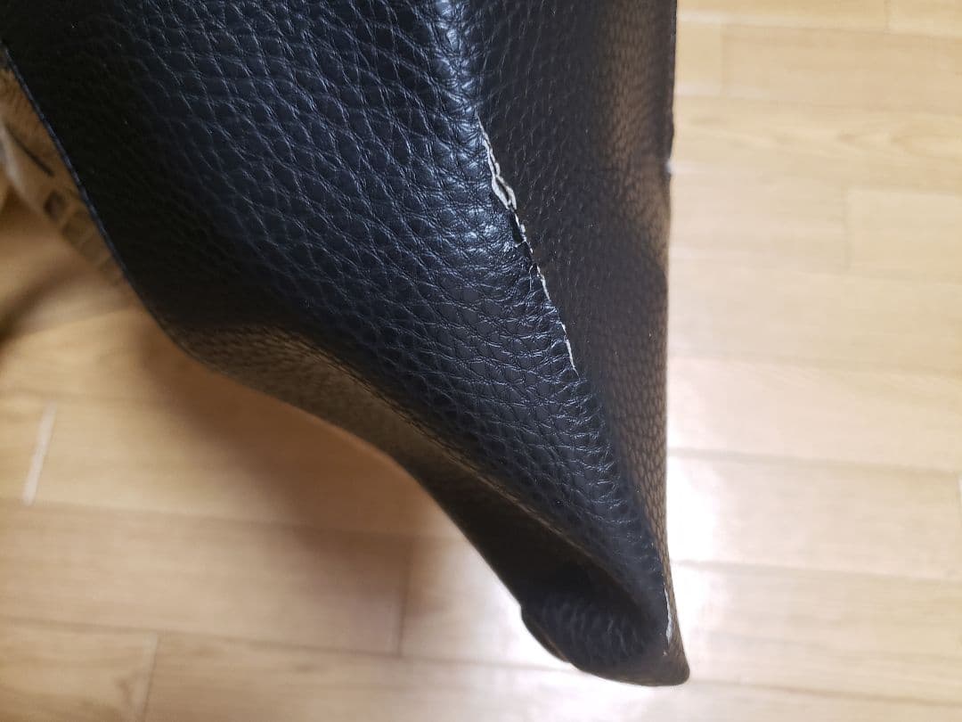 米津玄師　ルーヴルNo.9 ショルダーバッグ