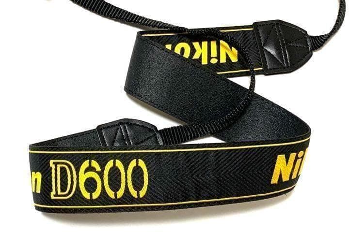 ◎撮影数9250回以下☆Nikon D600ボディ FX機ショット数少なめ美品