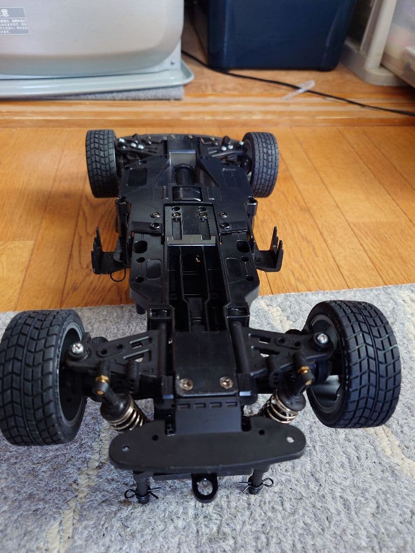 タミヤ １／１０ ＢＴ―０１ シャーシ ＦＦ仕様 タイヤ＆ホイール新品