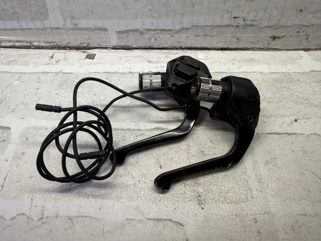 シマノ ST-6871 di2 TTバイク ブレーキレバー - メルカリ