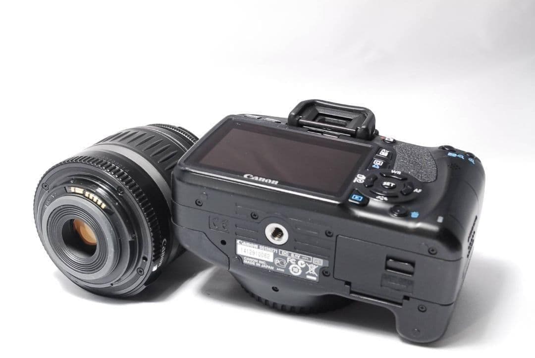 ♥届いてすぐ使える♥Canon Kiss X4☆一眼レフカメラ☆美品 初心者