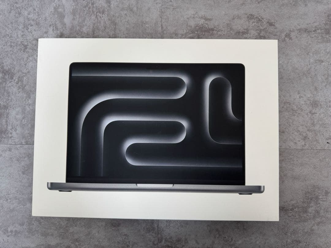 【美品】MacBook Pro 14インチ M3 スペースグレイ 中古】Apple MacBook Pro 14インチ CTO (14インチ,M3,2023) スペース