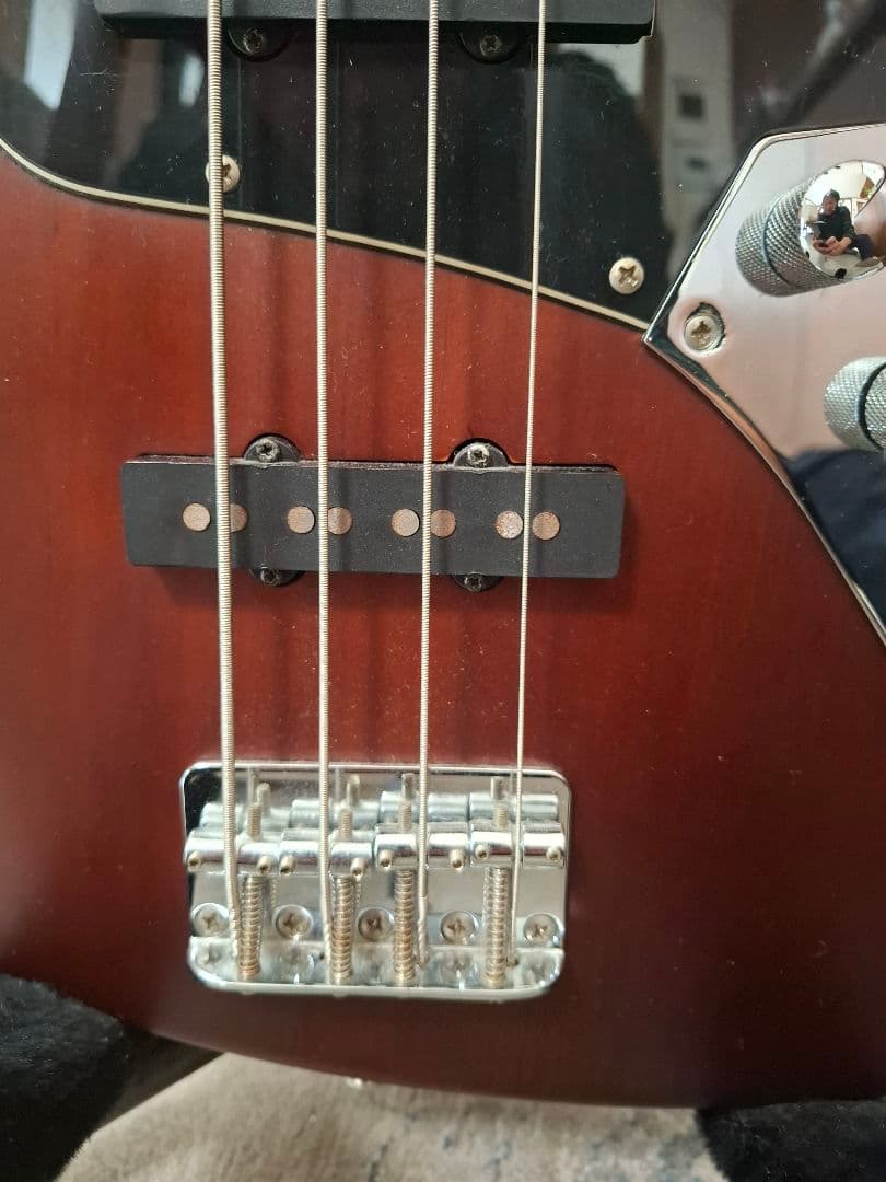 特価) Squier by Fender JAZZBASS 「順反りジャンク」 - メルカリ