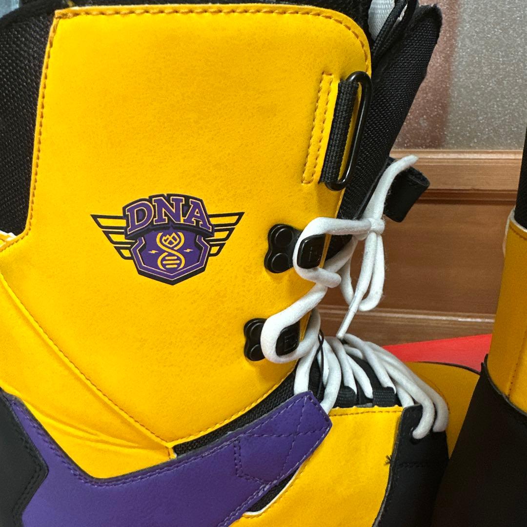 DEELUXE スノボブーツD.N.A. 27.5cm 22-23モデル　箱付き