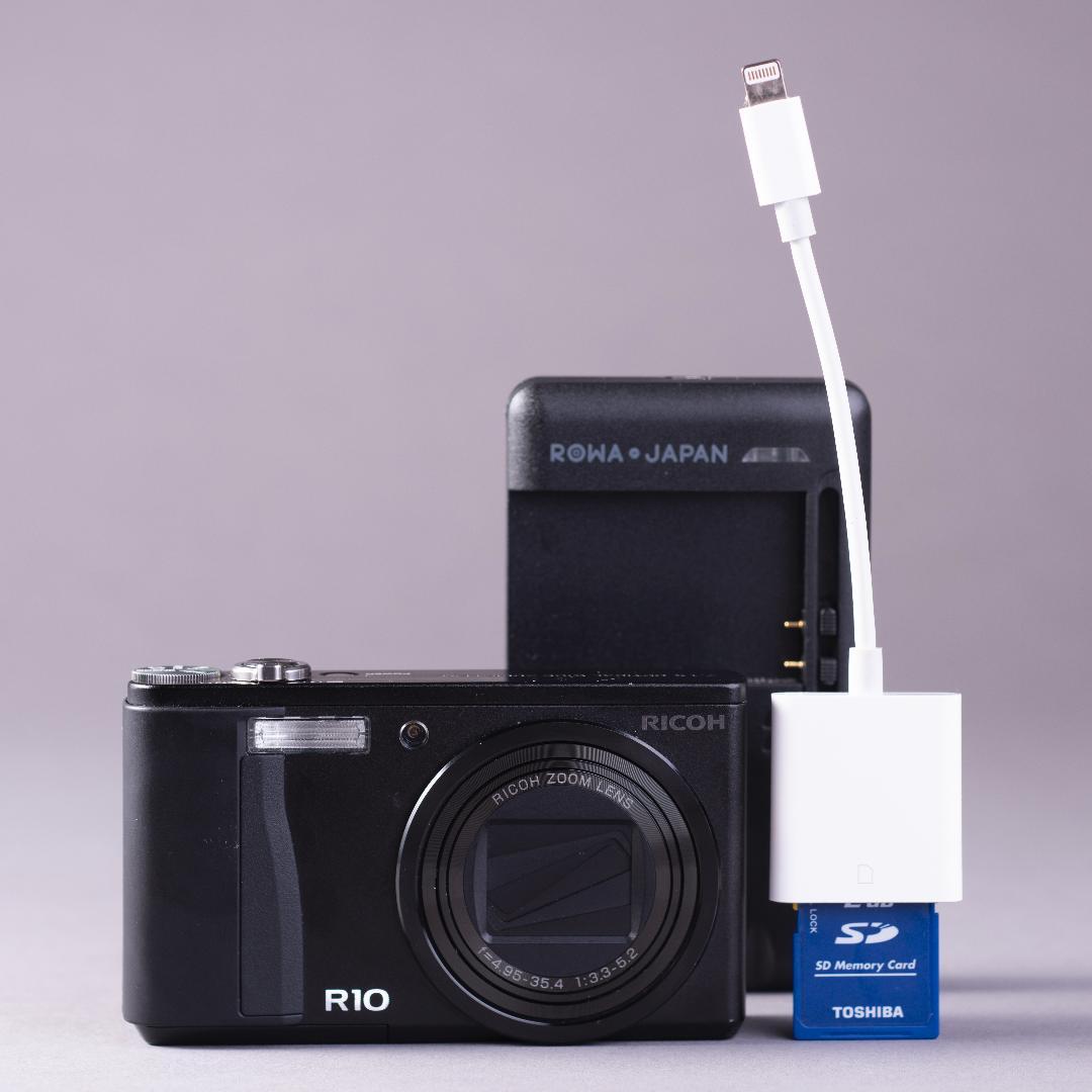 憧れのコンデジ】RICOH R10 ブラック スマホ転送OK - メルカリ