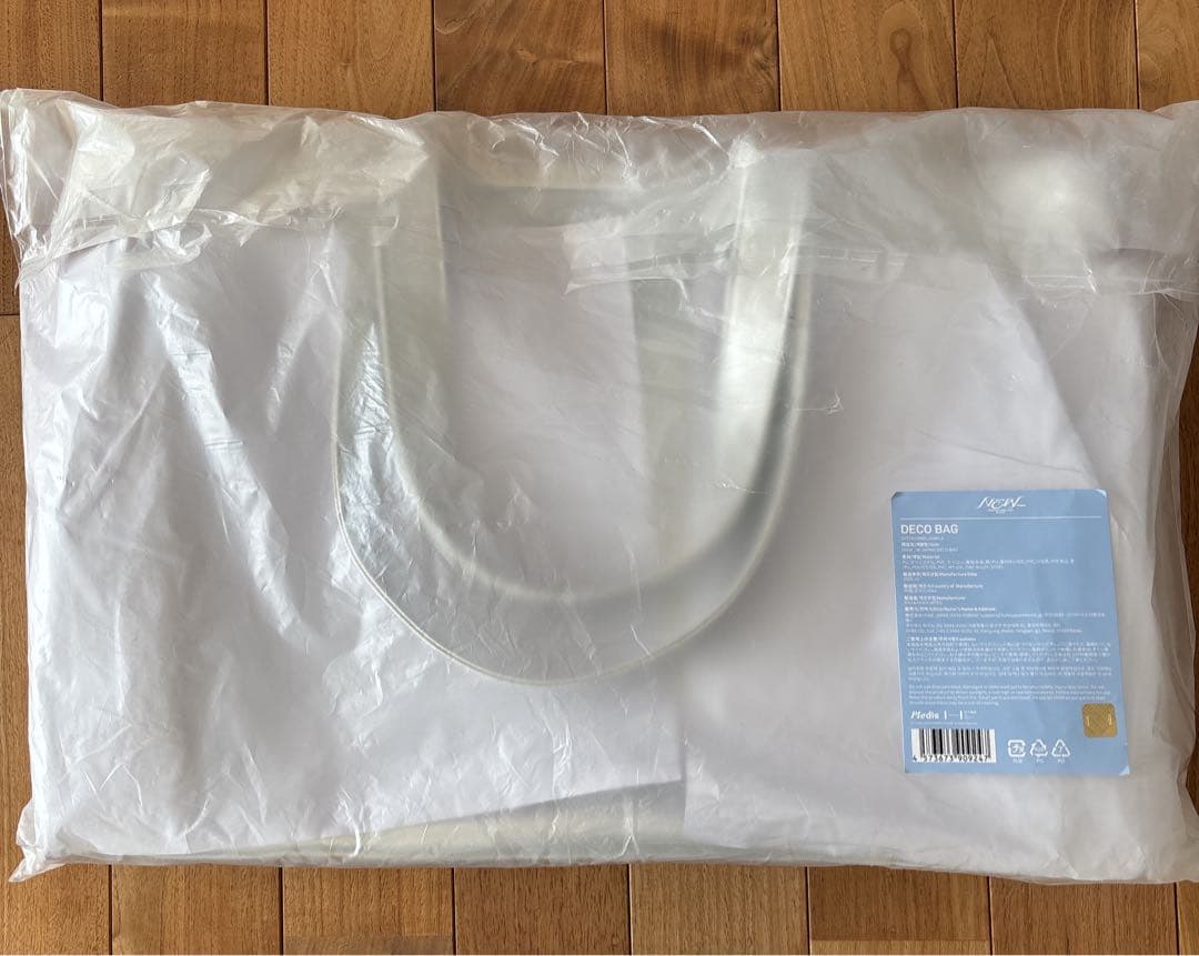 SEVENTEEN [NEW_] IN JAPAN DECO BAG デコバッグ - メルカリ