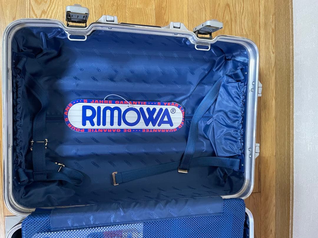 廃盤RIMOWAトパーズ シルバーインテグラル 32L 2輪 機内持込み - メルカリ