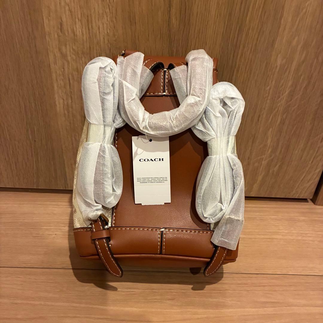 《新品未使用》《値下げ可》《大人気》コーチ　リュック