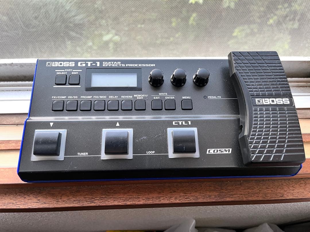 BOSS GT-1 教科書付《中古》