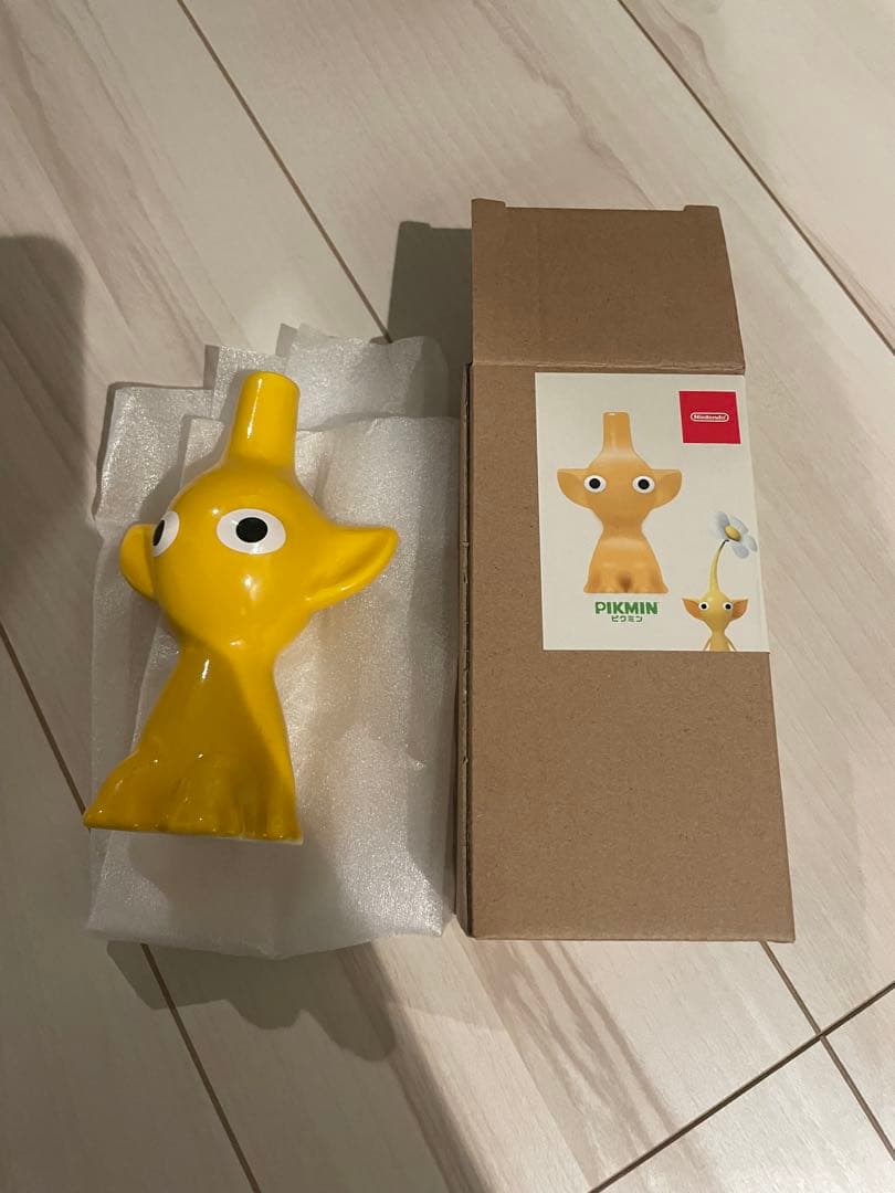 ピクミン 花瓶 黄ピクミン - メルカリ