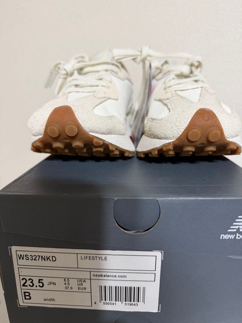 靴 New Balance WS327NKD 23.5cm