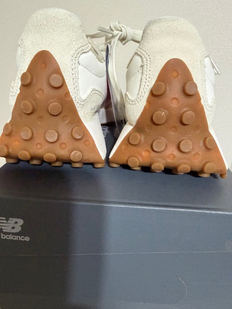 靴 New Balance WS327NKD 23.5cm