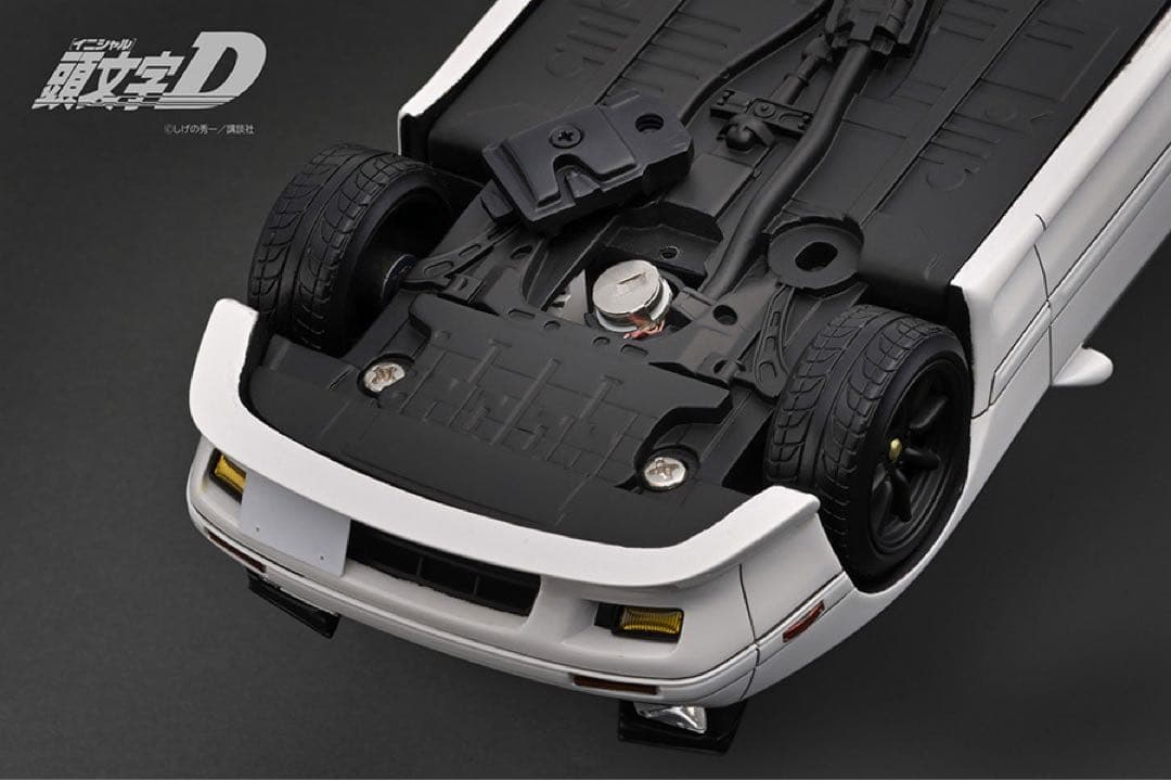 【限定60台在庫1台！】1/18 Mazda Savanna RX-7 頭文字D