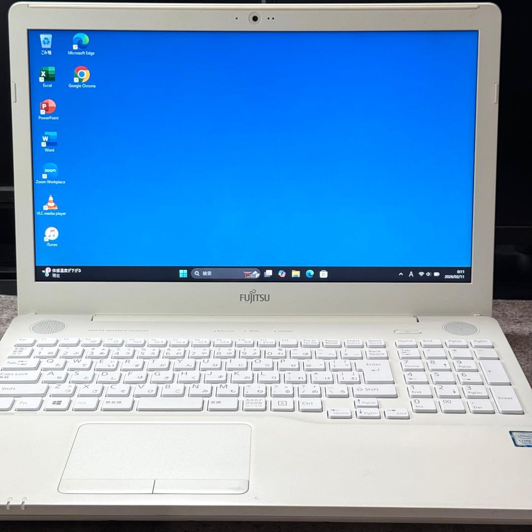 富士通ノートパソコン Core i7 8GB 新品SSD256 DVD 高速起動 - メルカリ
