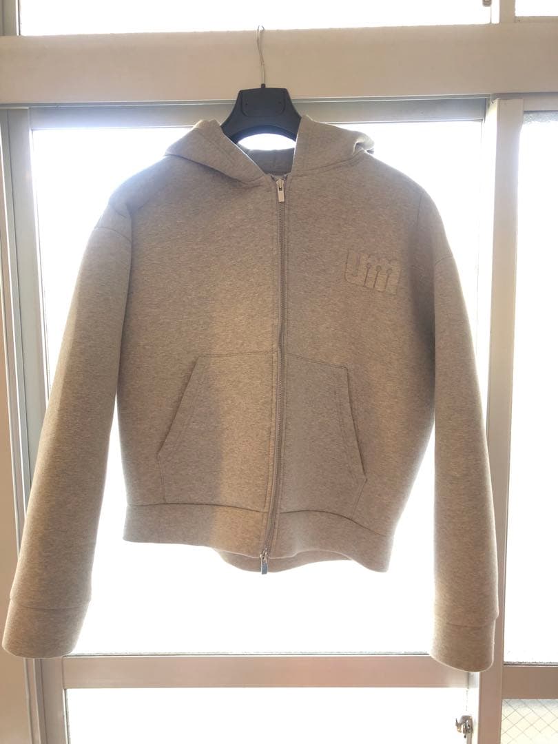 YUKI ファンクラブ限定フーディ