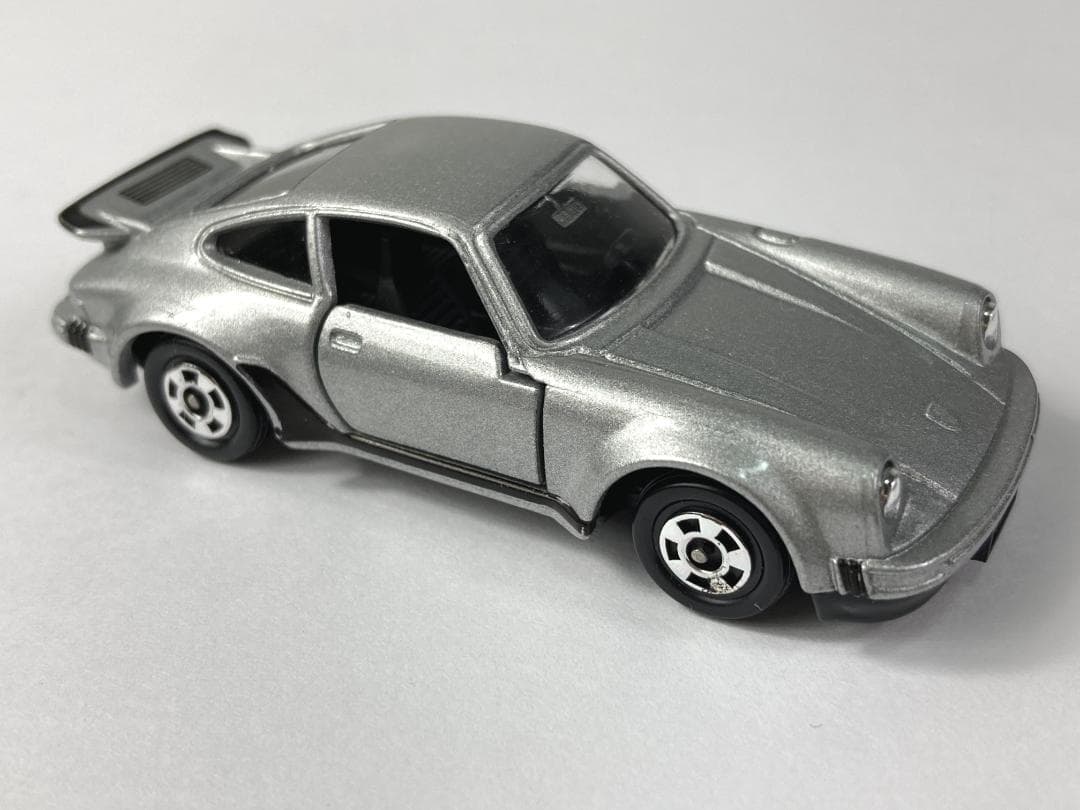 極美品・希少☆日本製 トミカ F1 PORSCHE ポルシェ 930 ターボ