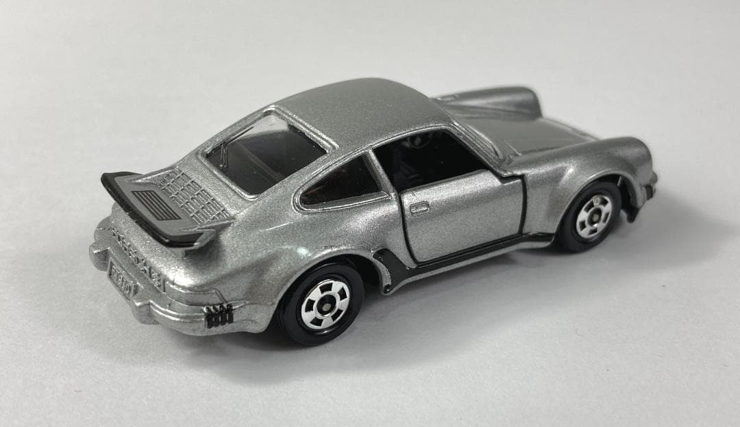 極美品・希少☆日本製 トミカ F1 PORSCHE ポルシェ 930 ターボ