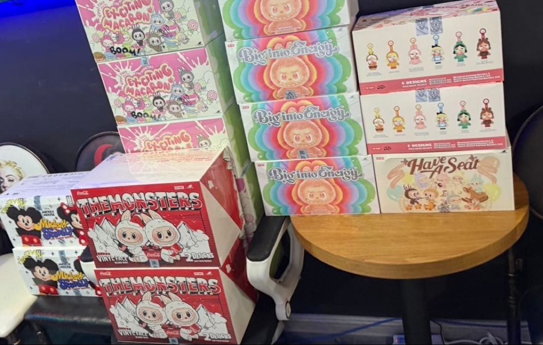 THE MONSTERS ラブブ ぬいぐるみ コカ・コーラ シークレット 激レア